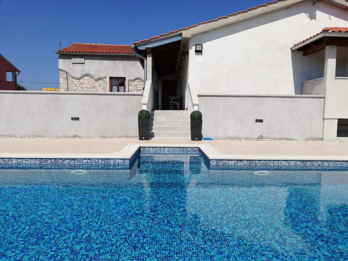 Holiday Home Victoria Poreč Eksteriør billede
